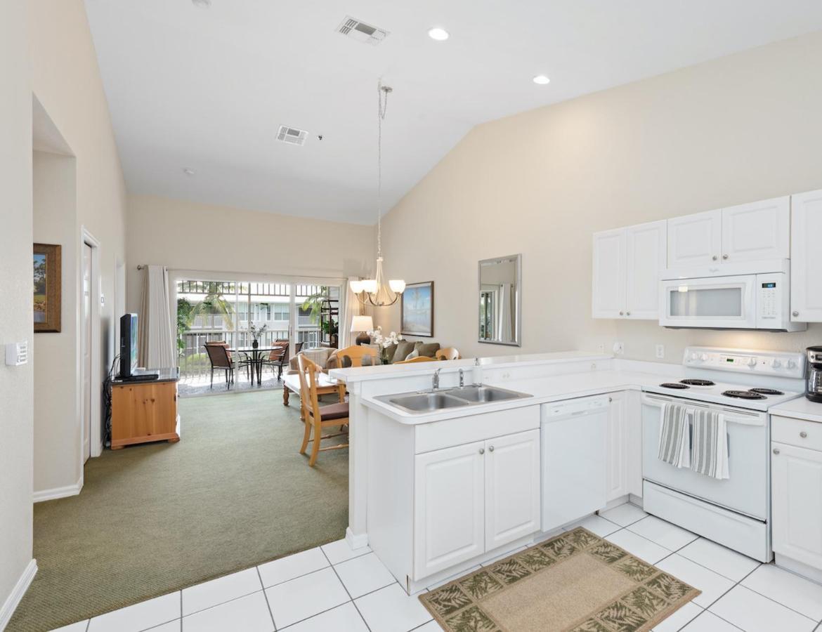 Lely Greenlinks Top Floor - On Golf Course, Minutes From Beaches, Downtown! North North Naples 외부 사진